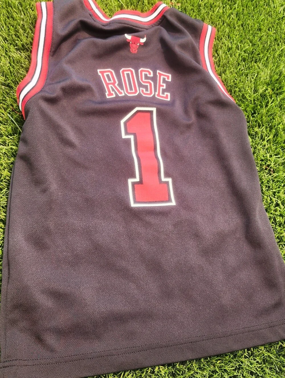 Derrick Rose adidas Black Red Chicago Bulls Basketball Jersey Kids Sz Small #1